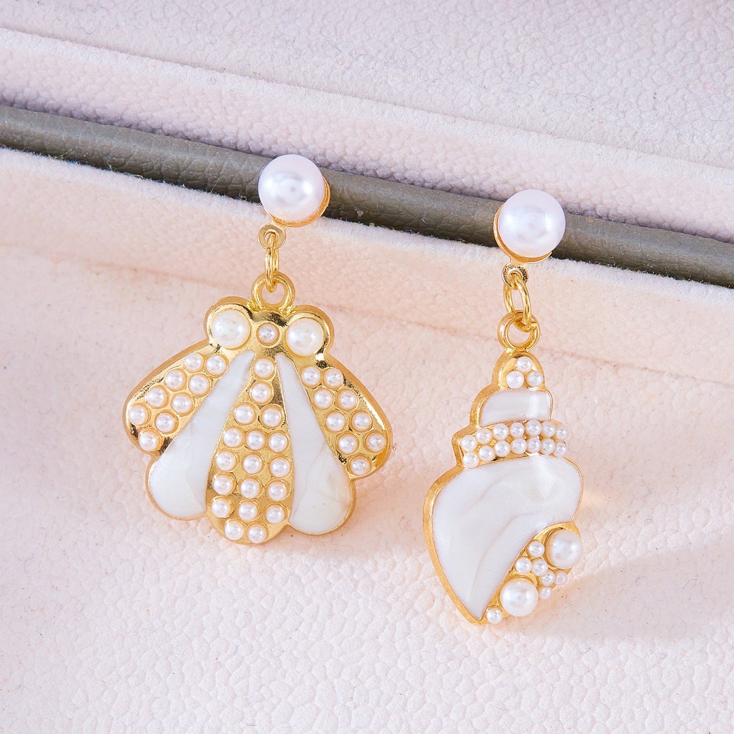 Isla Seashell Earrings
